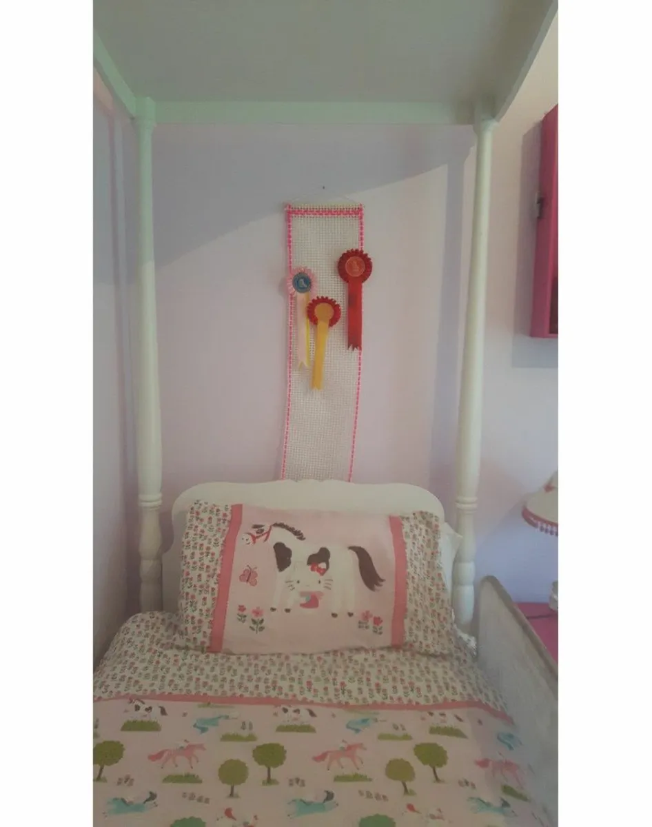 Locally Made Rosette Hangers - Image 2