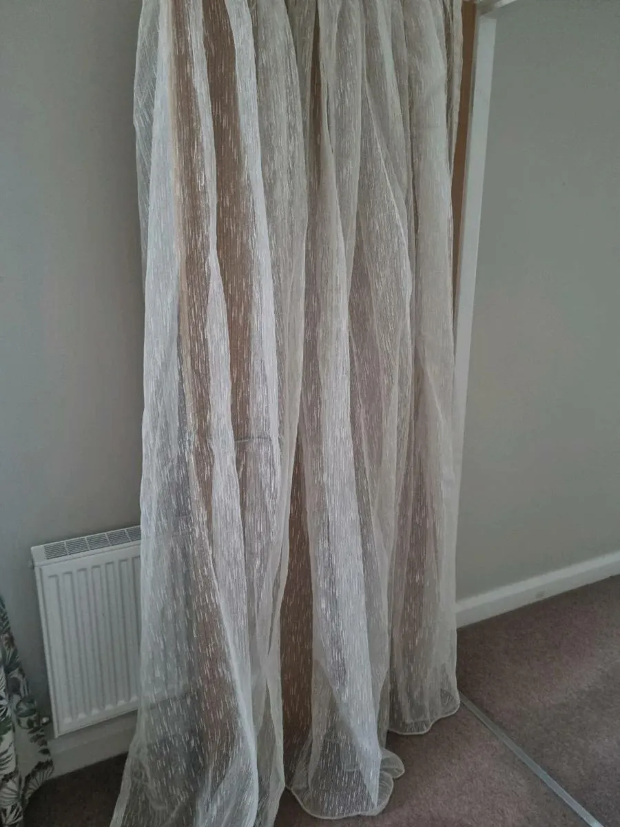 Voile curtain - cream colour - Image 1