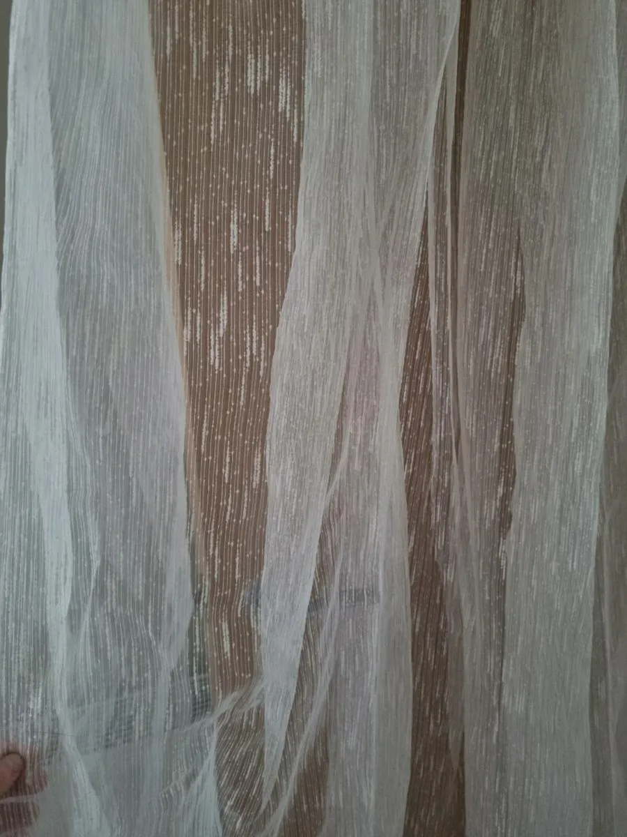 Voile curtain - cream colour - Image 2