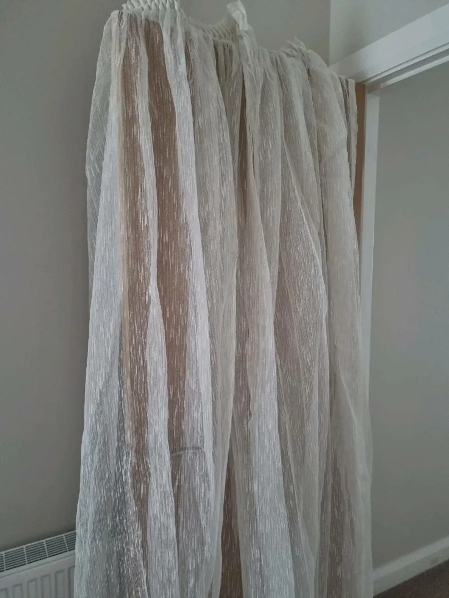 Voile curtain - cream colour - Image 4