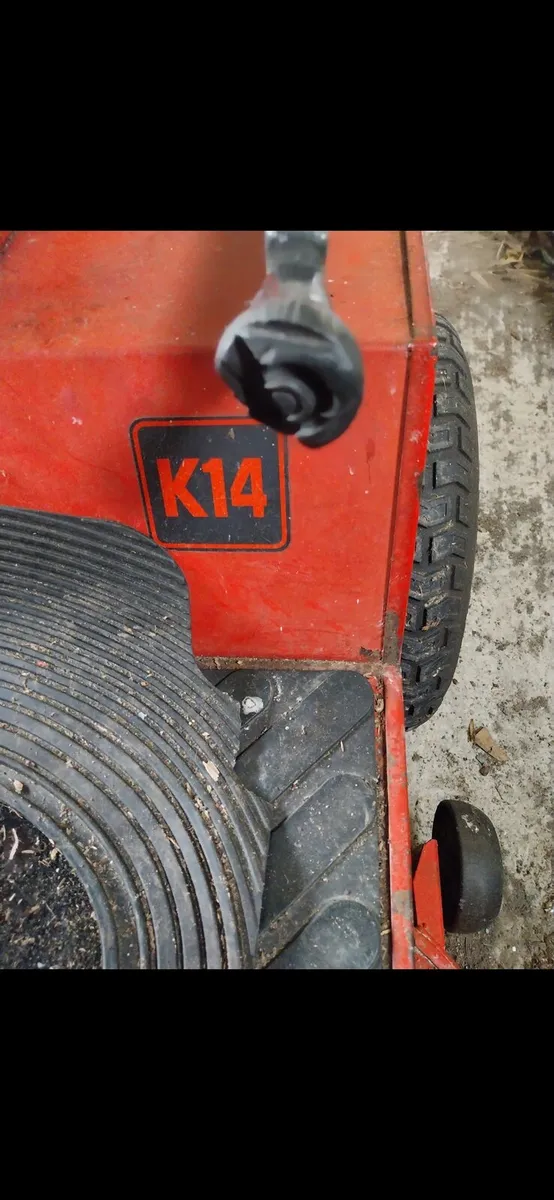 Ride on lawnmower - Image 4