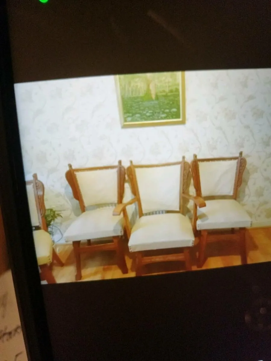 6 dining chairs for sale 200 euros