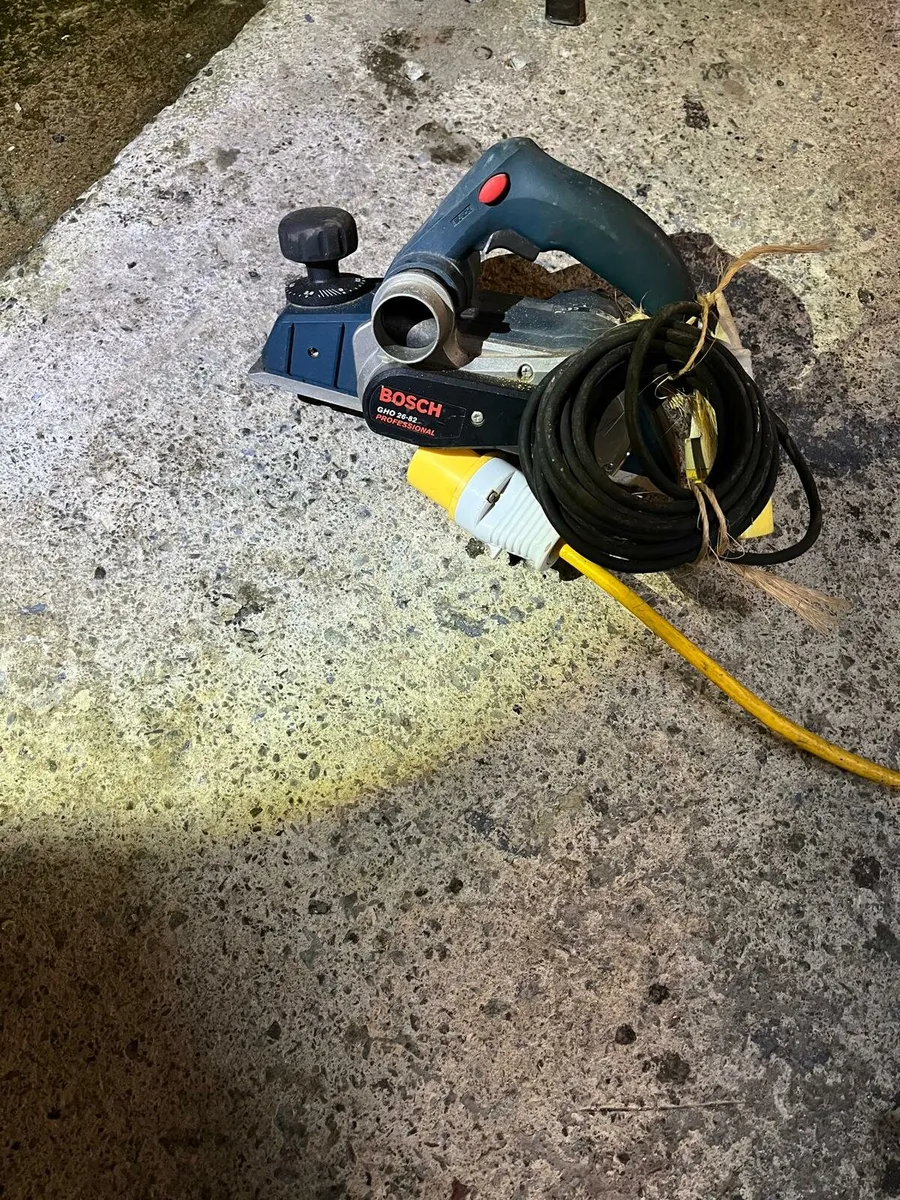 Bosch 110v wood planer - Image 2
