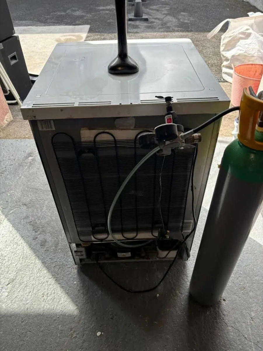 COMPLETE GUINNESS DRAUGHT TAP & COOLER - Image 3