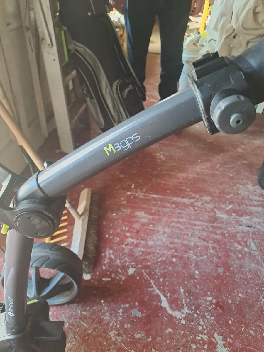 Golf buggy - Image 2