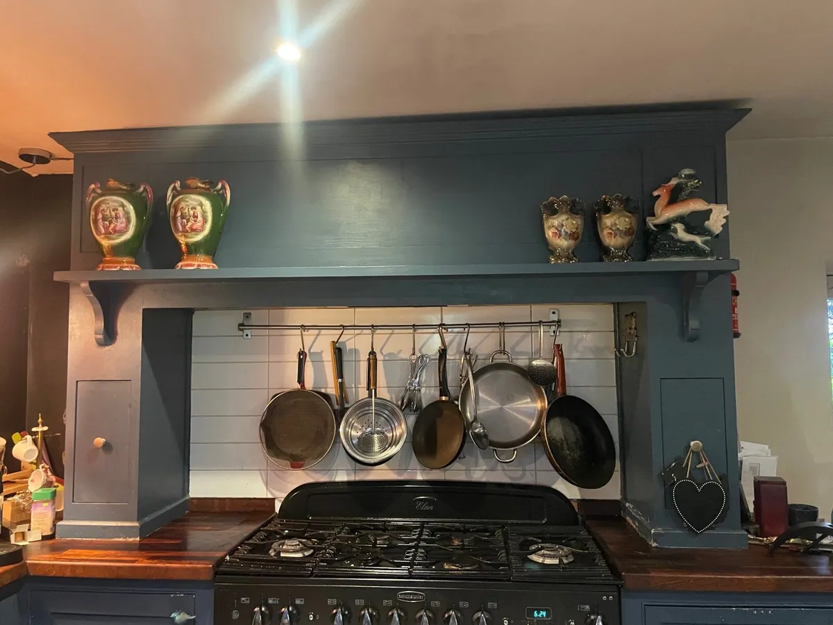 Kitchen range canopy - Image 1