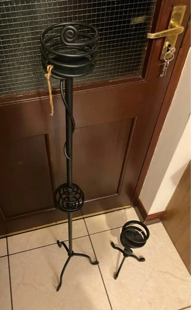 2 NEW Cast Iron Candle Holders Heritage Ironworks - Image 3