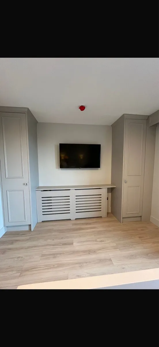 E&S Plumbing and DIY Services - Image 2