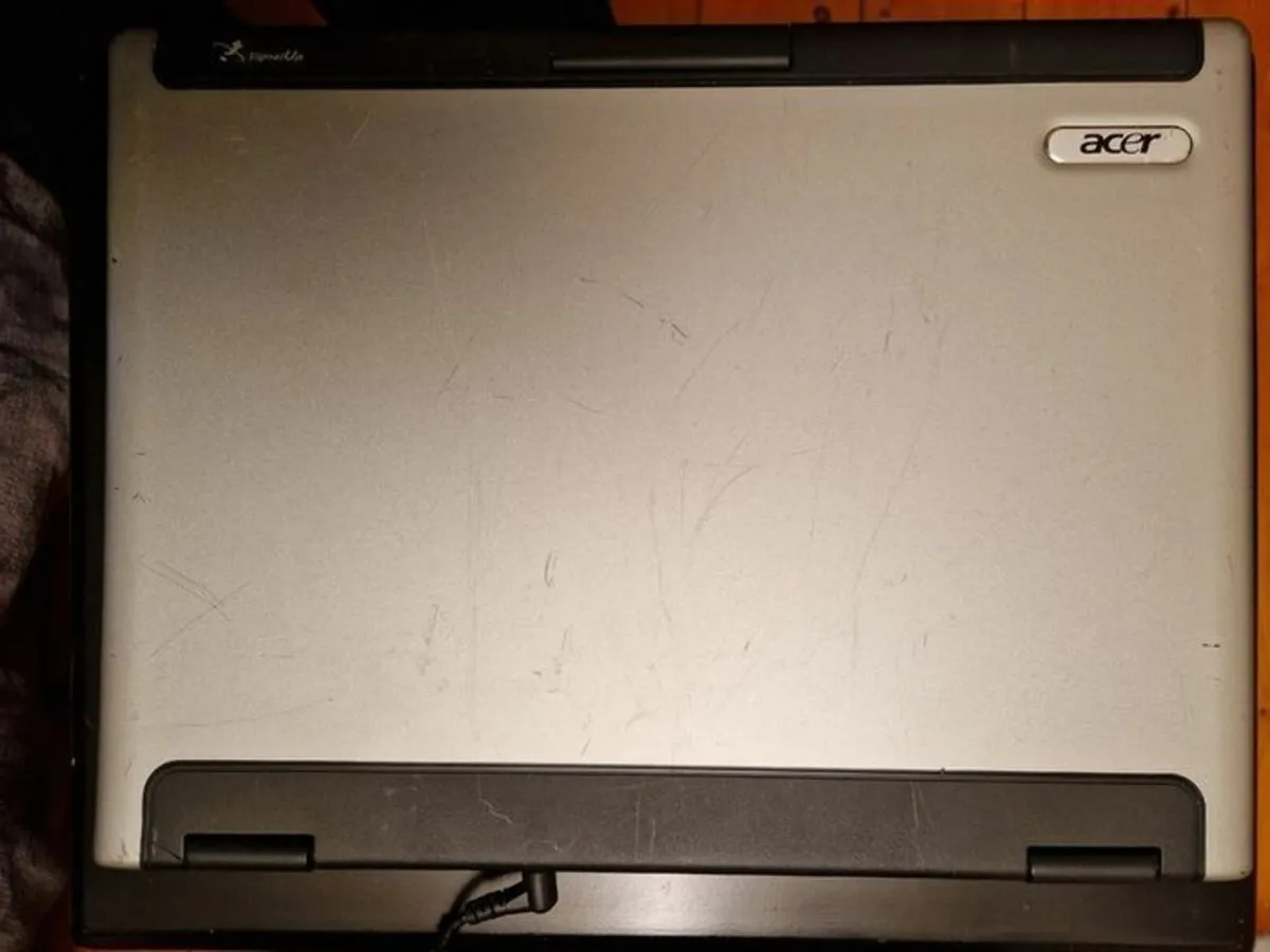 Solidly Built Acer Aspire 5610 Laptop - Image 2