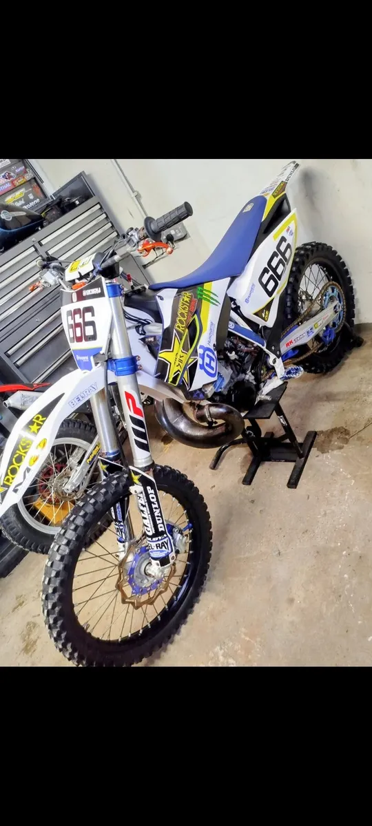 Husqvarna 250 Mx bike