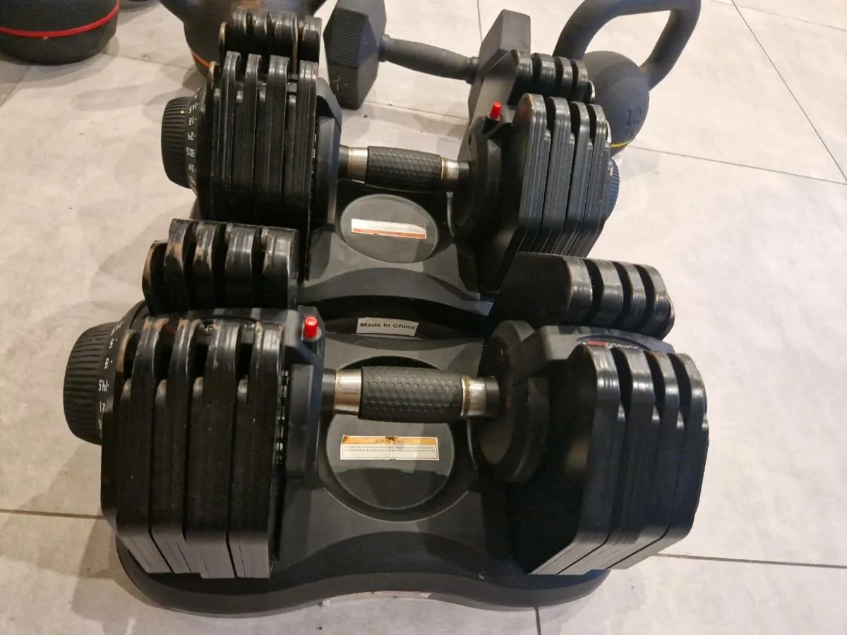 Adjustable dumbells 40kg each - Image 2