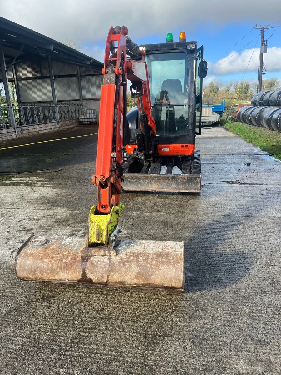 2017 U27-4 - Image 2