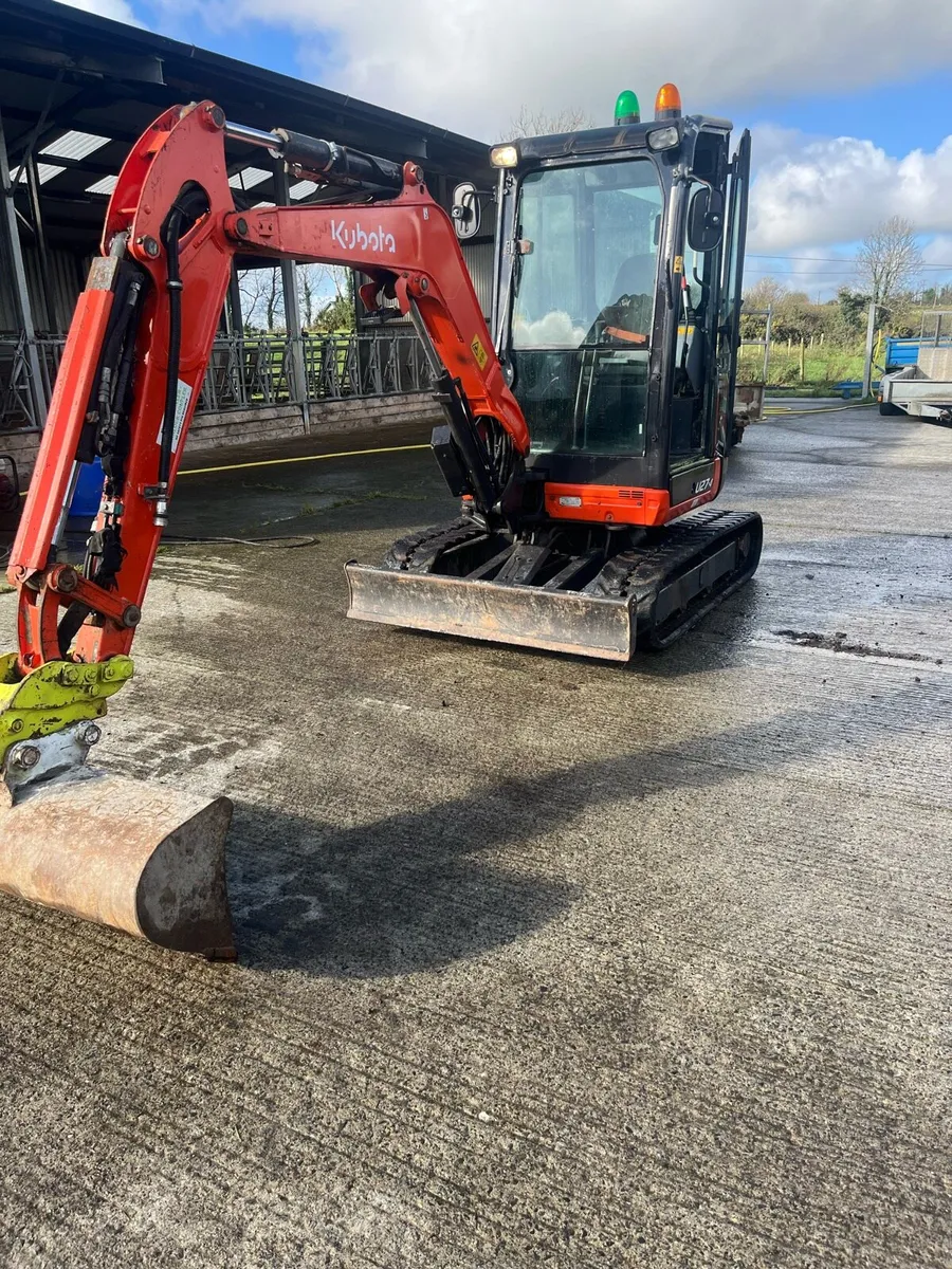 2017 U27-4 - Image 3