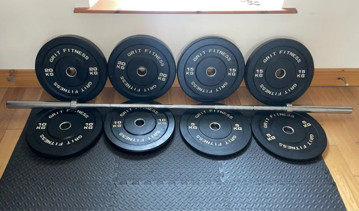 Weight plates and barbell - Image 1