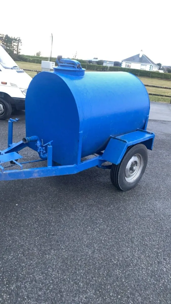 Water bowser - Image 4