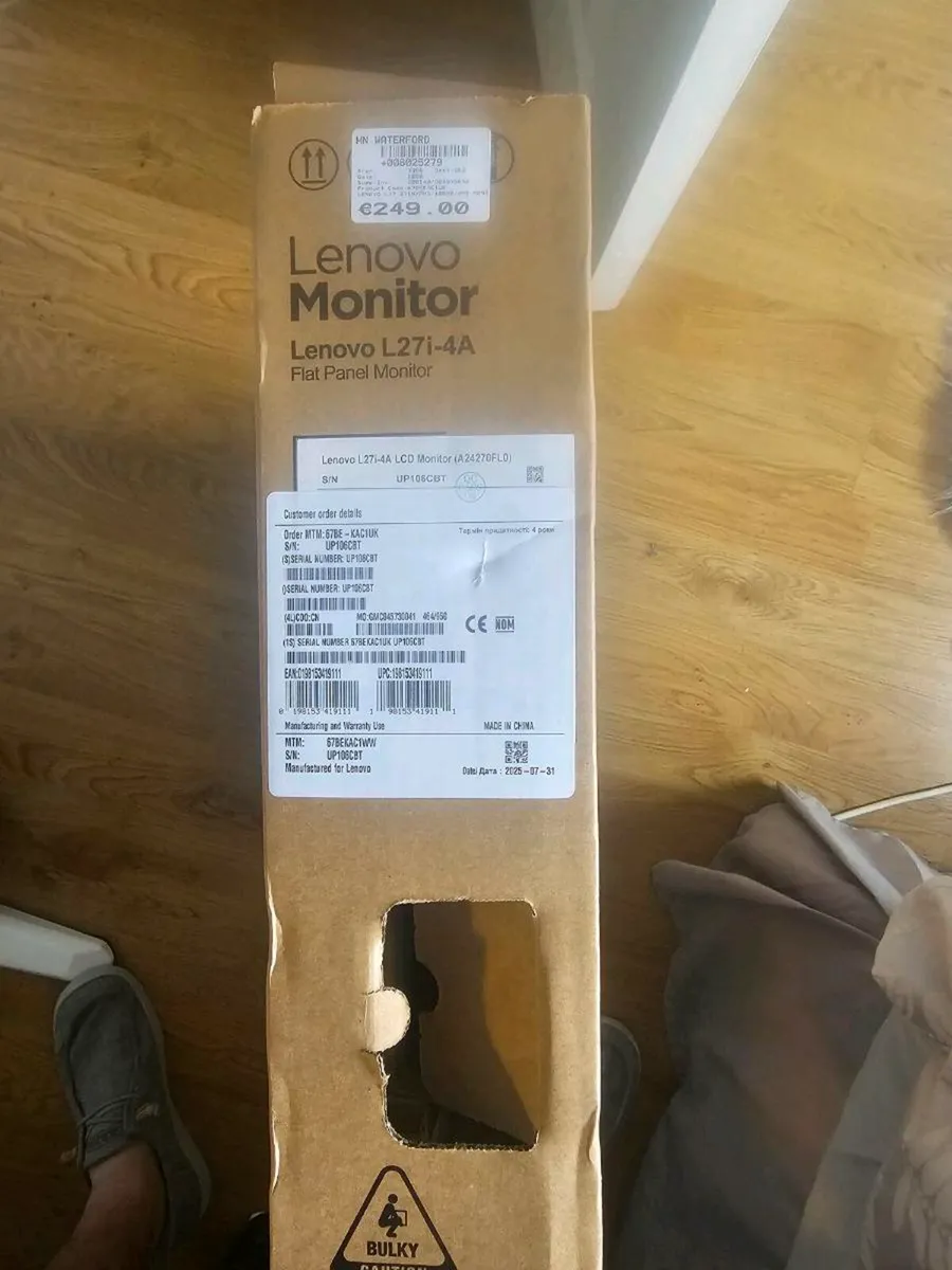 Lenovo Monitor Brand New - Image 3