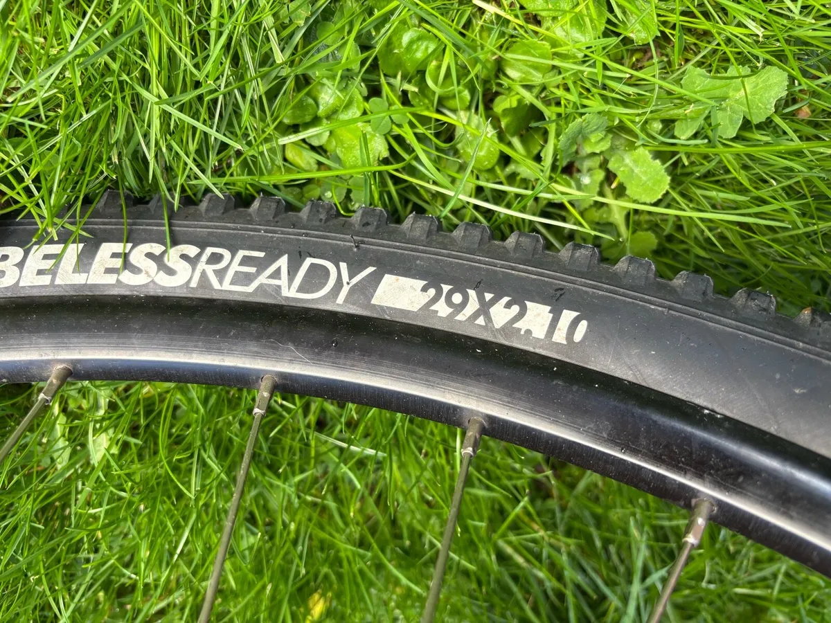 Cube Bicycle - Image 2