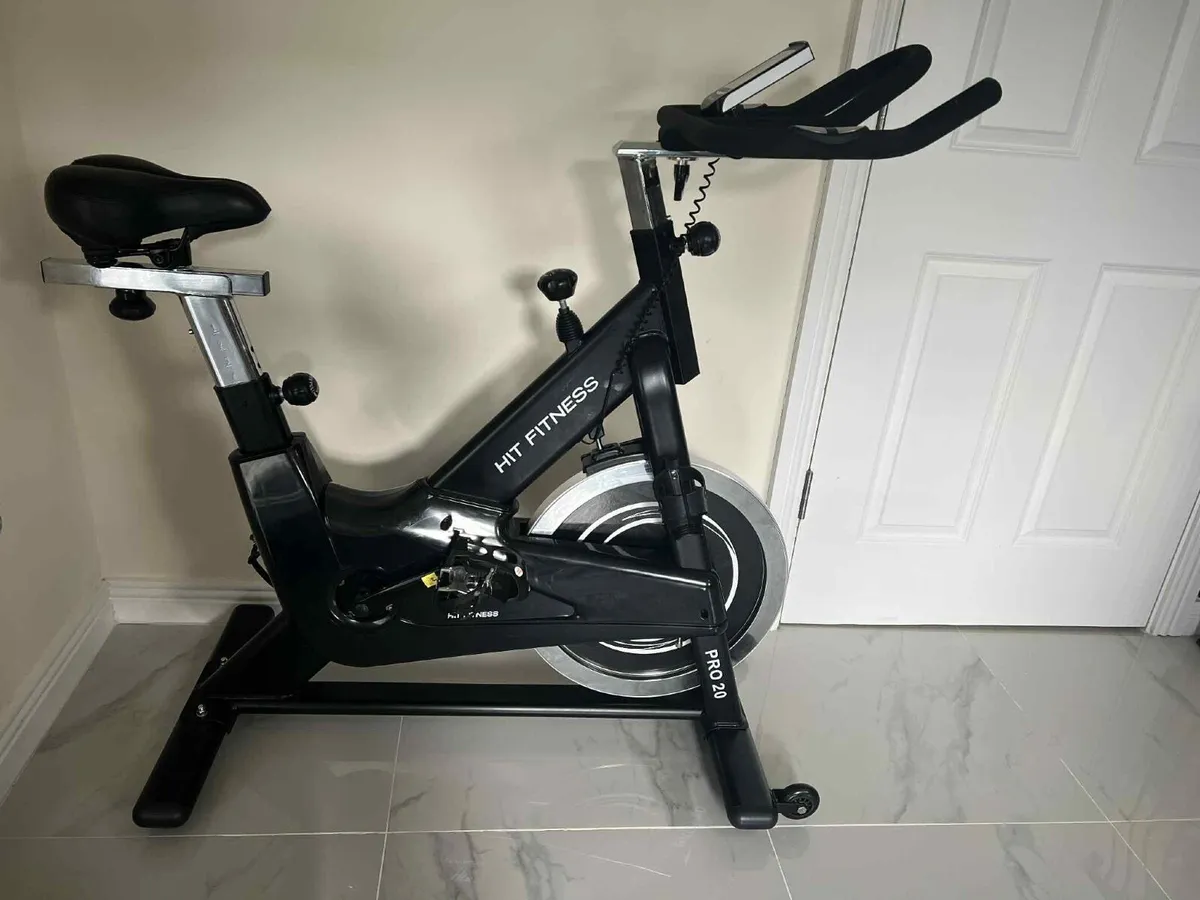 Spin bike - Image 1