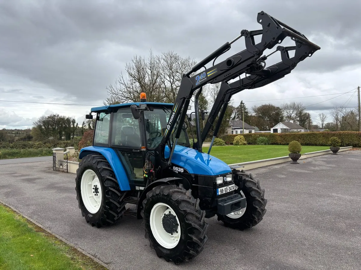 New Holland 6635 with Trima 240 loader - Image 1