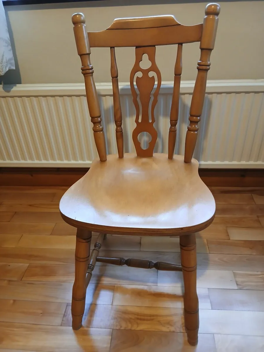 Table & 6 Chairs - Image 3