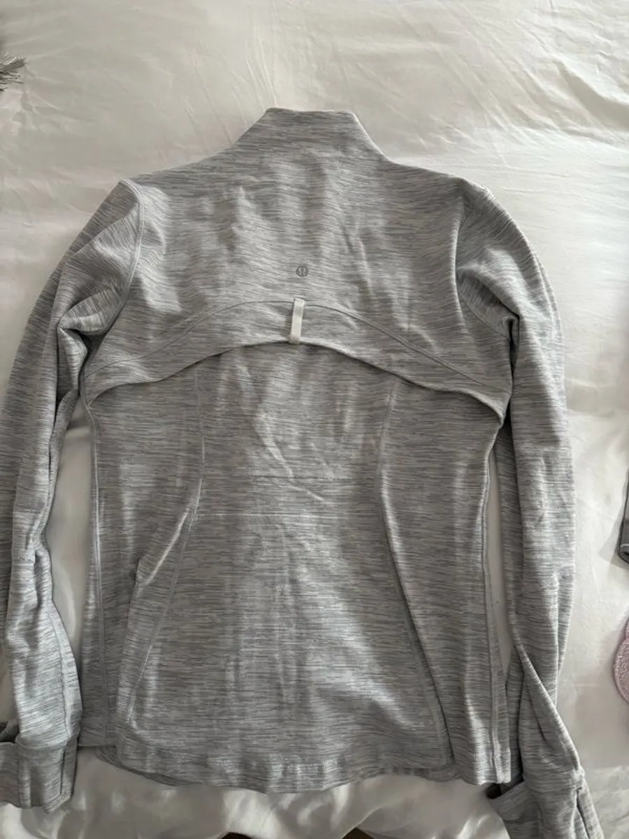 Lululemon zip top - Image 2