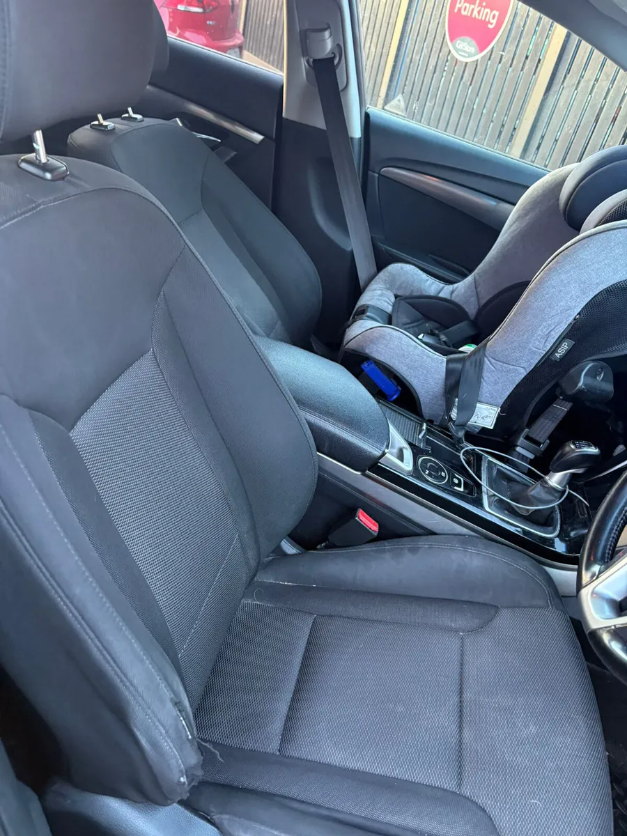 Stunning Hyundai i40 2013 MONTH END SALE !!!! - Image 2