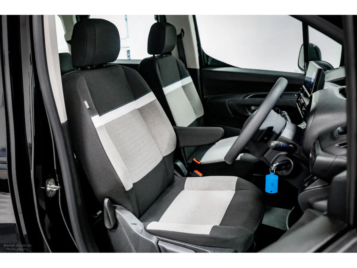 Citroen Berlingo *Electric 7-Seater* ë-Plus XL 52k - Image 4