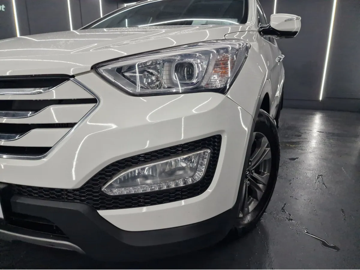 Hyundai Santa Fe 4WD SPECIAL EDITION 4 4DR - Image 3