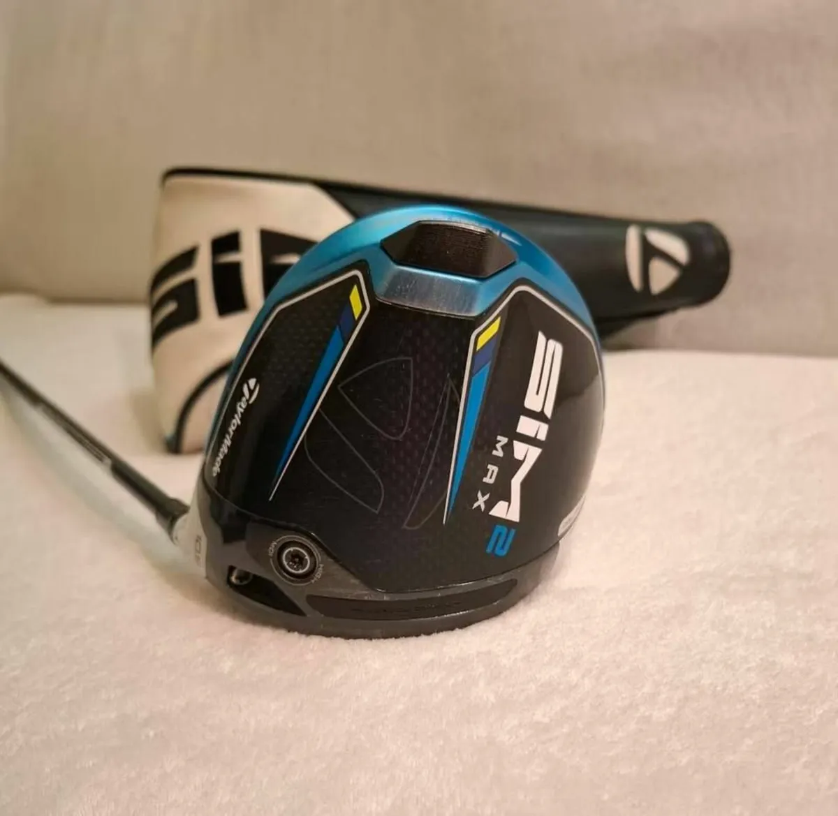 TaylorMade SIM 2 Max Driver - Image 1