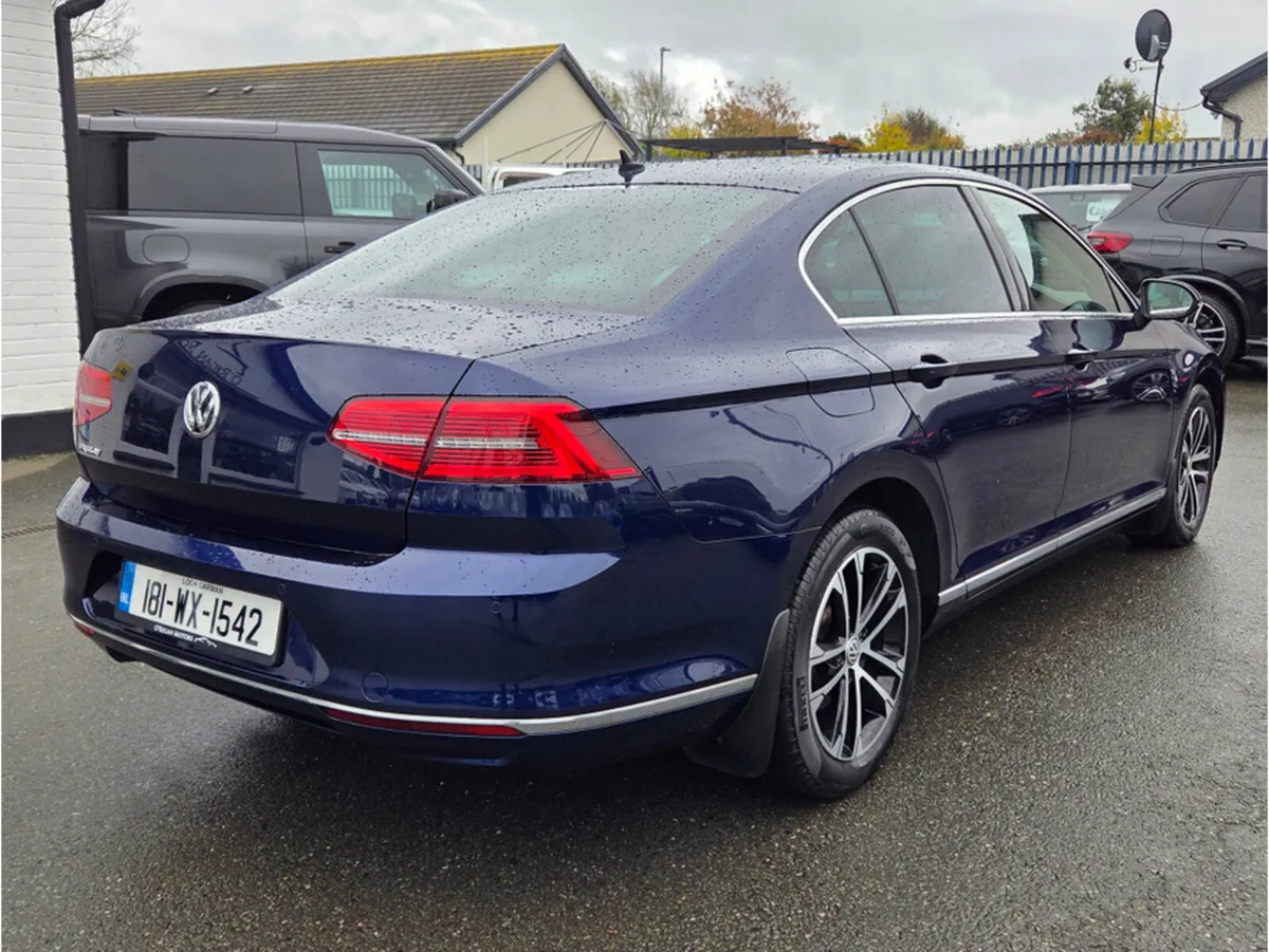 Volkswagen Passat 1.6 TDI HIGHLINE 120 BHP - Image 4