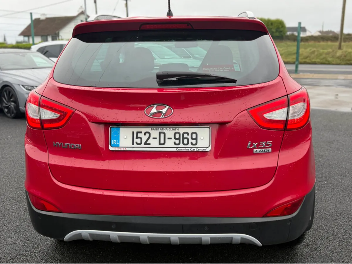 Hyundai ix35 1.7 PREMIUM 4DR - Image 4