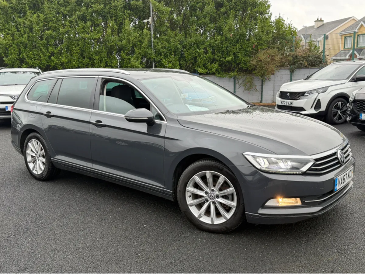 Volkswagen Passat SE BUSINESS TDI BLUEMOTION - Image 1