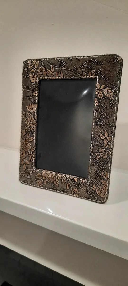 Free - Picture Frame with embroidery - 6x4” - Image 4