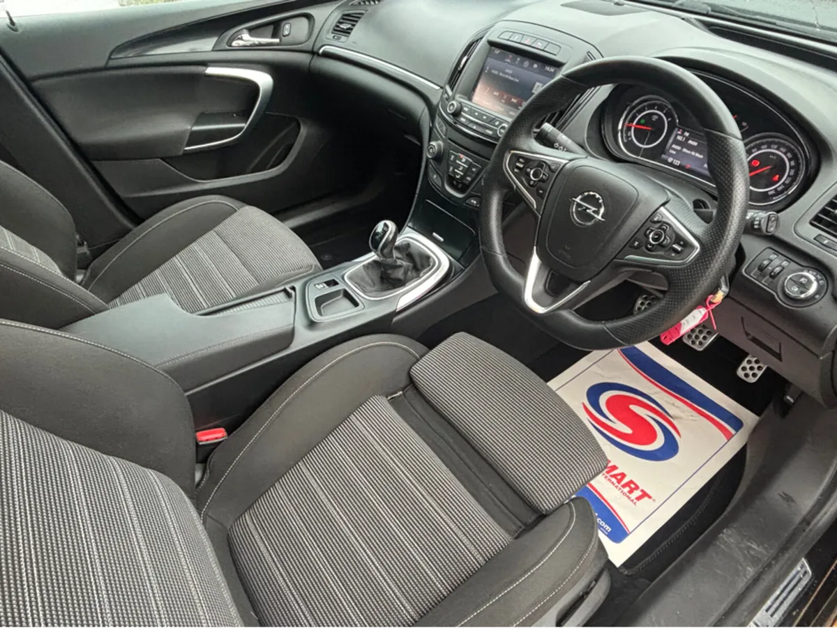 Opel Insignia SRI 1.6 CDTI 136PS 5DR - Image 2