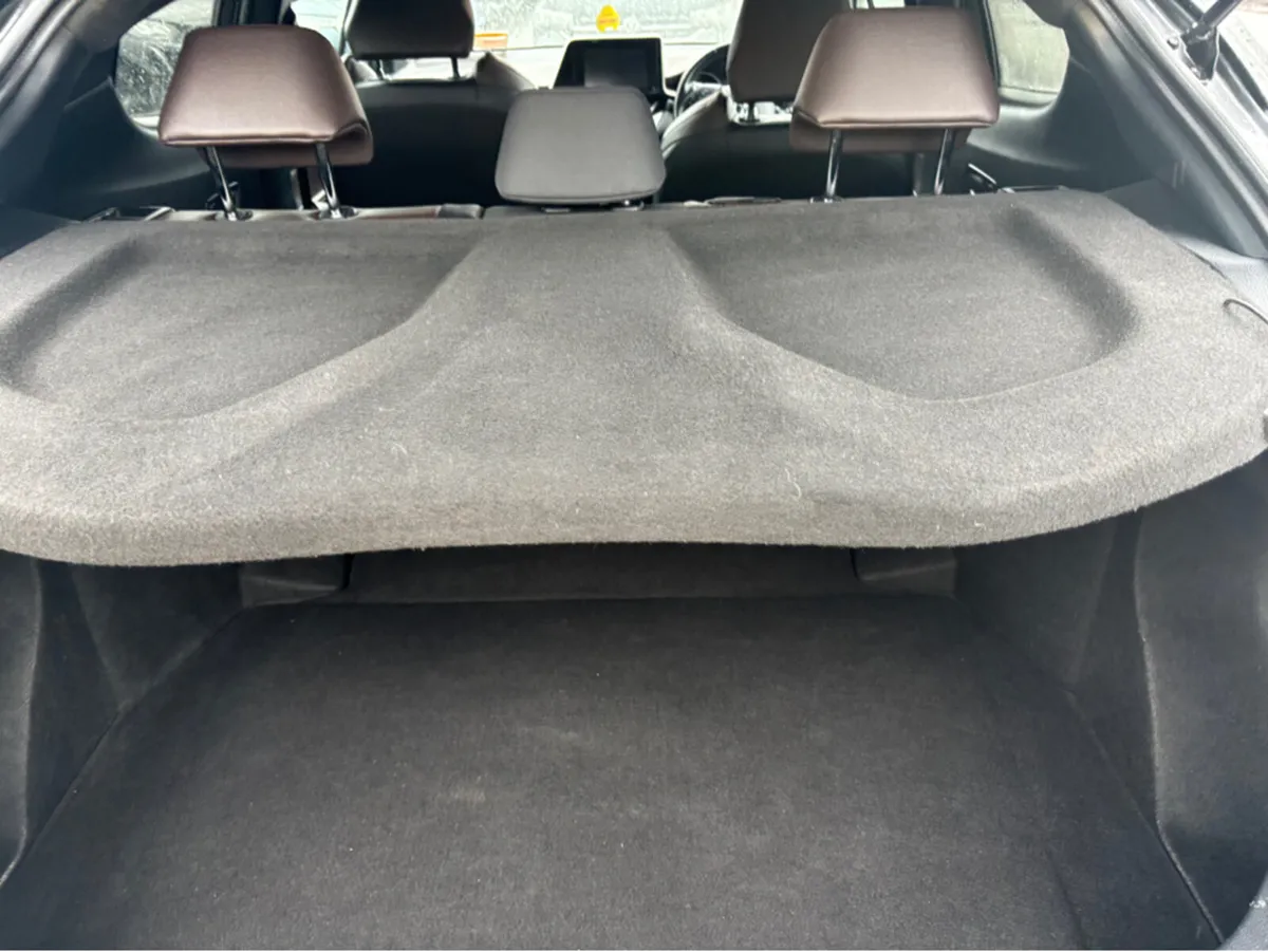 Toyota C-HR HYBRID SOL 4DR AUTO - Image 3