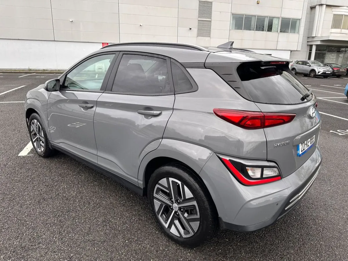 Hyundai KONA FULL EV, 300 + KM RANGE, EXECUTIVE MO - Image 4