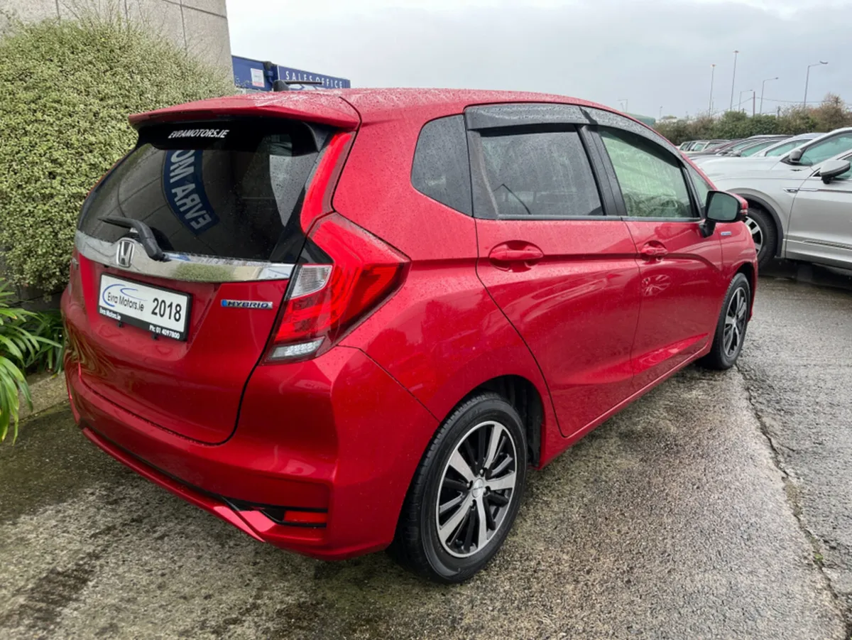 Honda Fit AUTOMATIC HYBRID 1.5 PETROL //REVERSE CA - Image 4