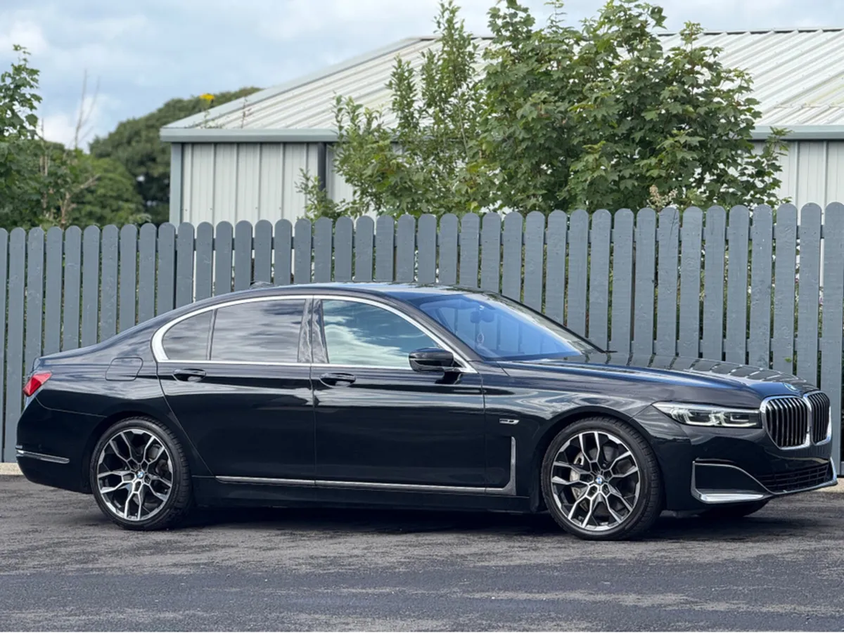 BMW 7-Series MASSIVE PRICE DROP - Image 3