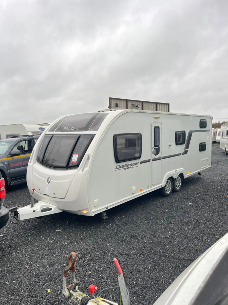 Swift Challenger 636 Sport 6 Berth Caravan - Image 1
