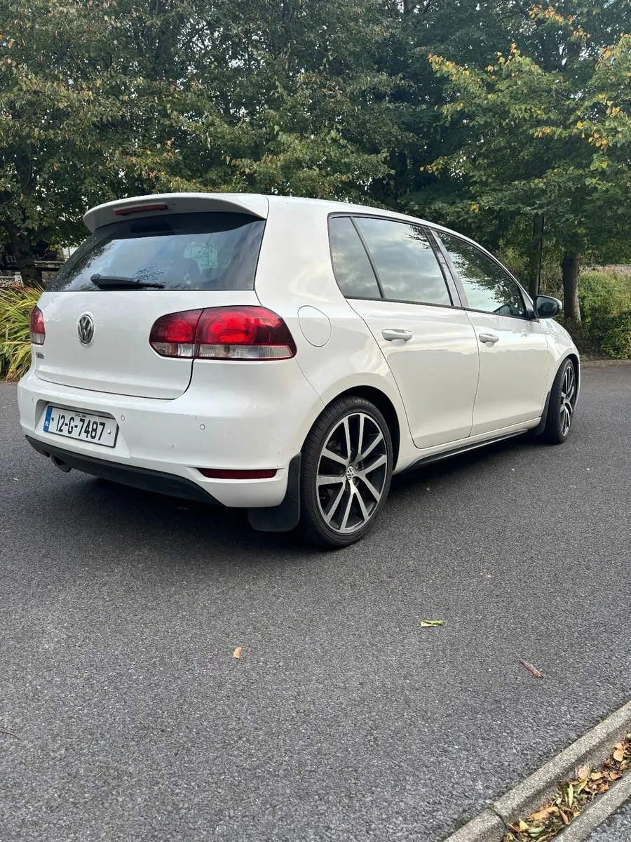 Volkswagen Golf 2012 - Image 4