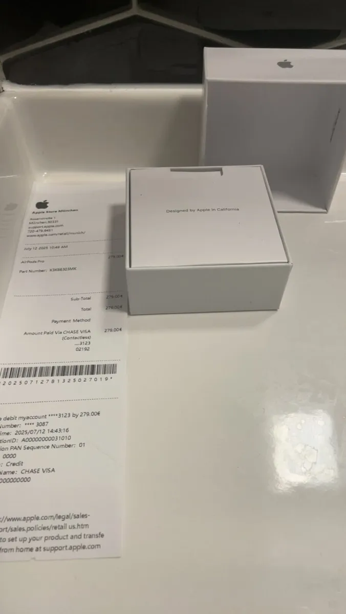 Airpods pro - Image 1