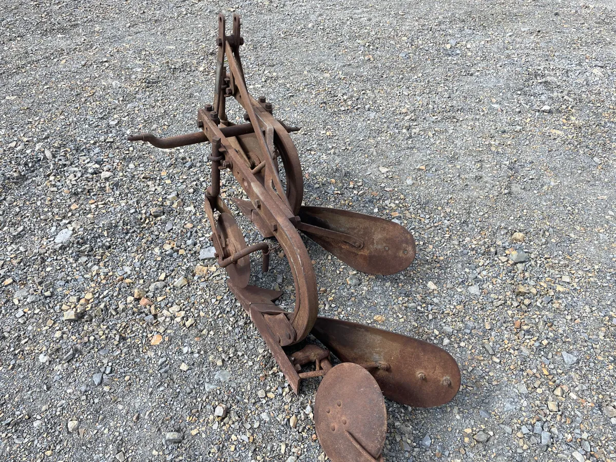 Ferguson 2 Furrow Plough - Image 4