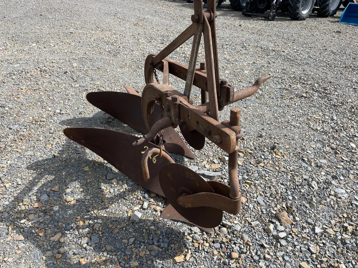 Ferguson 2 Furrow Plough - Image 2