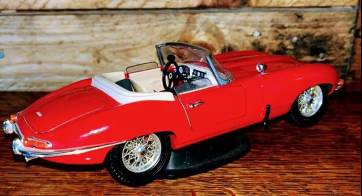 Model car Jaguar - Image 2