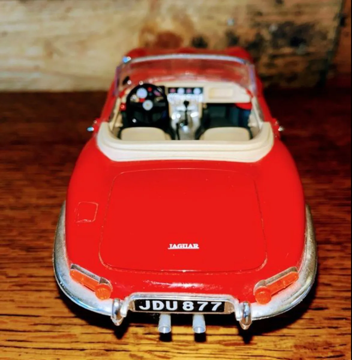 Model car Jaguar - Image 3