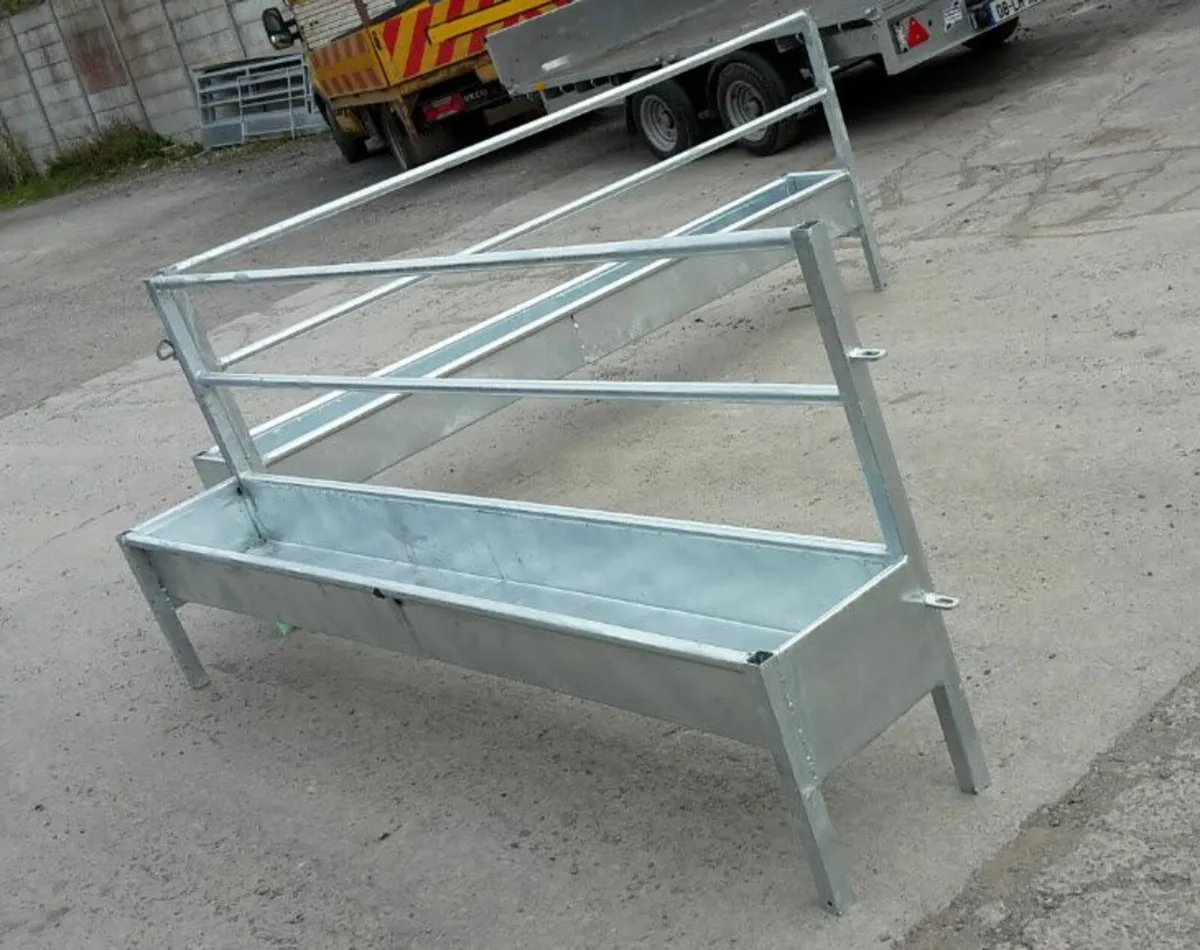 Walk Through feeders, barriers - Image 3