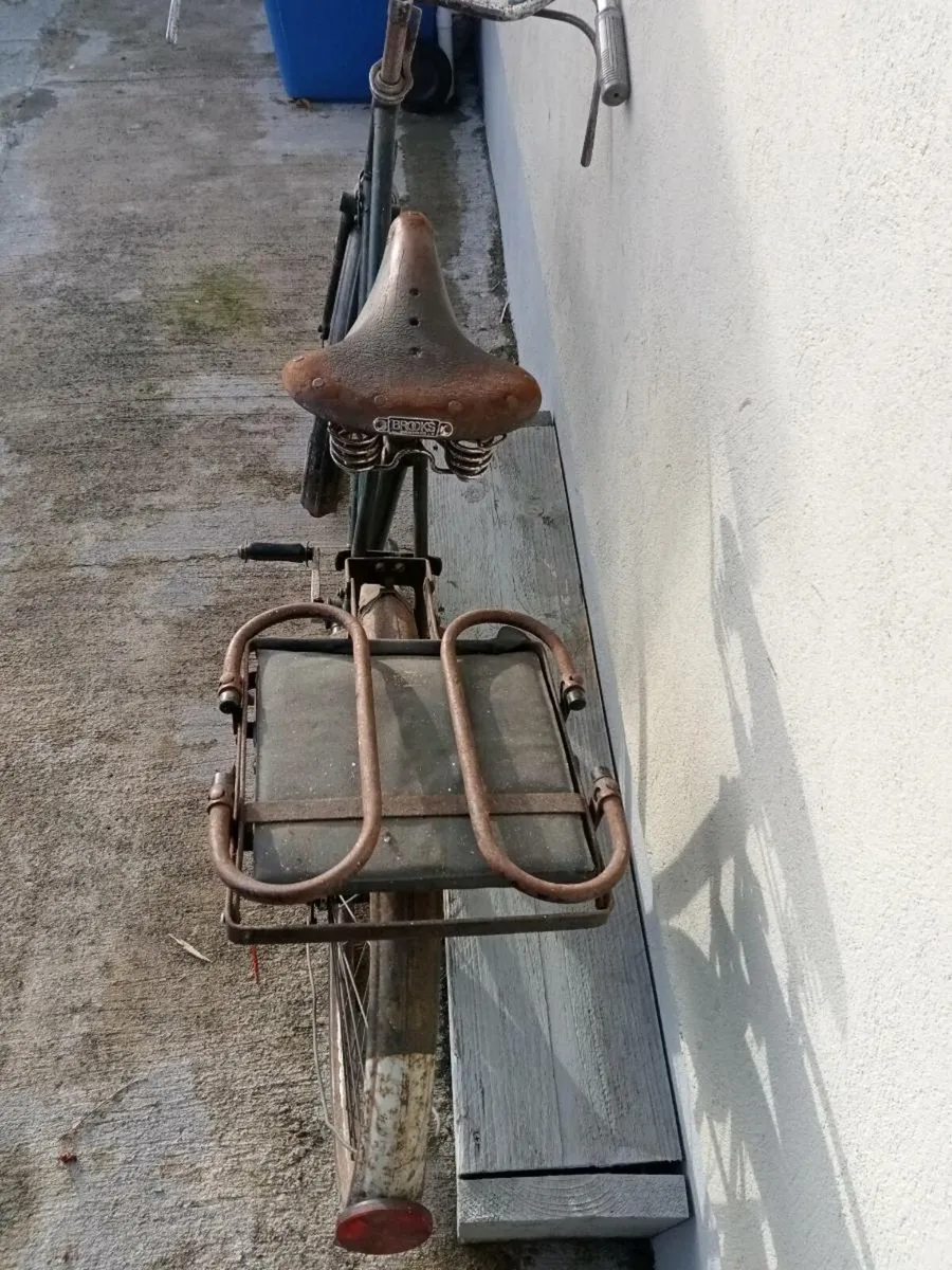 Ladies Raleigh high Nell bicycle - Image 2