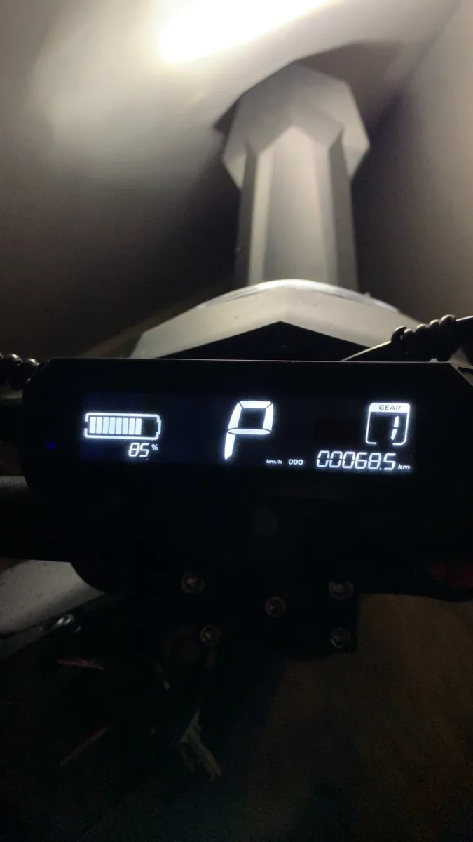 Surron style electric dirtbike - Image 4