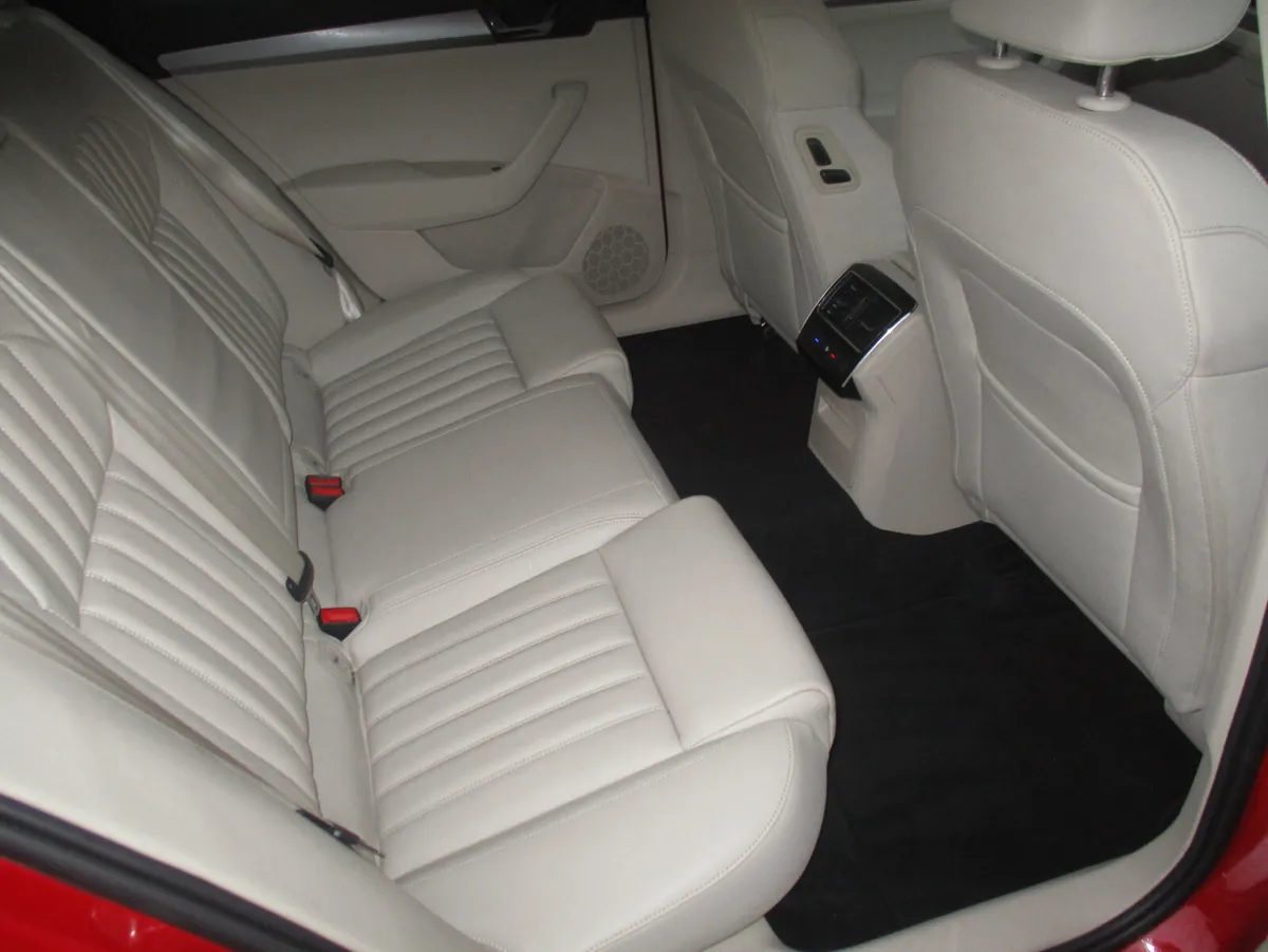 2019 SKODA SUPERB 2.0 TDI STYLE 150 BHP - Image 4