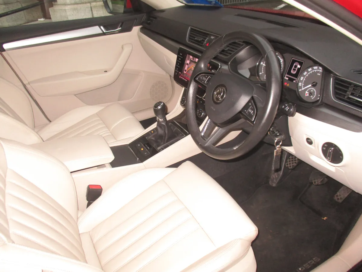 2019 SKODA SUPERB 2.0 TDI STYLE 150 BHP - Image 3